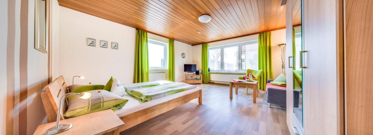Bartlhof-Ferienwohnungen-Zimmer Burglengenfeld Buitenkant foto