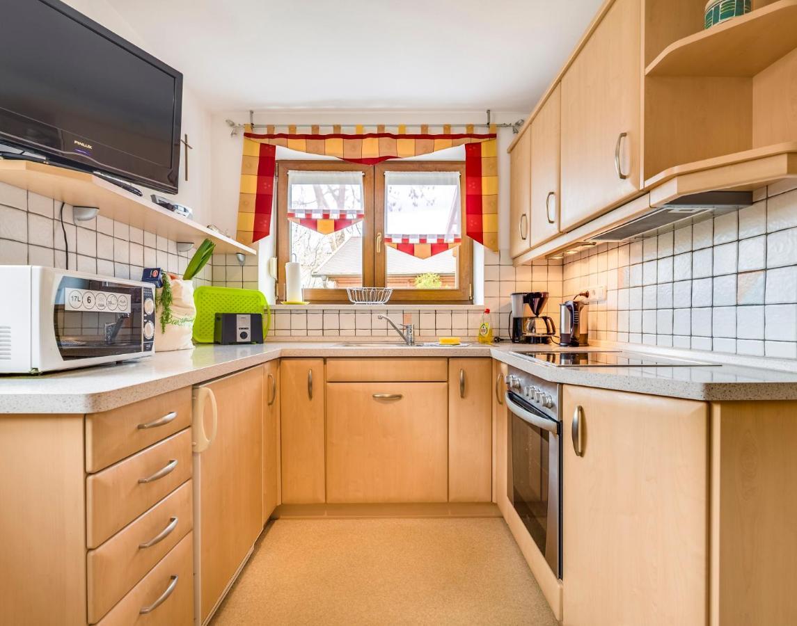 Bartlhof-Ferienwohnungen-Zimmer Burglengenfeld Buitenkant foto