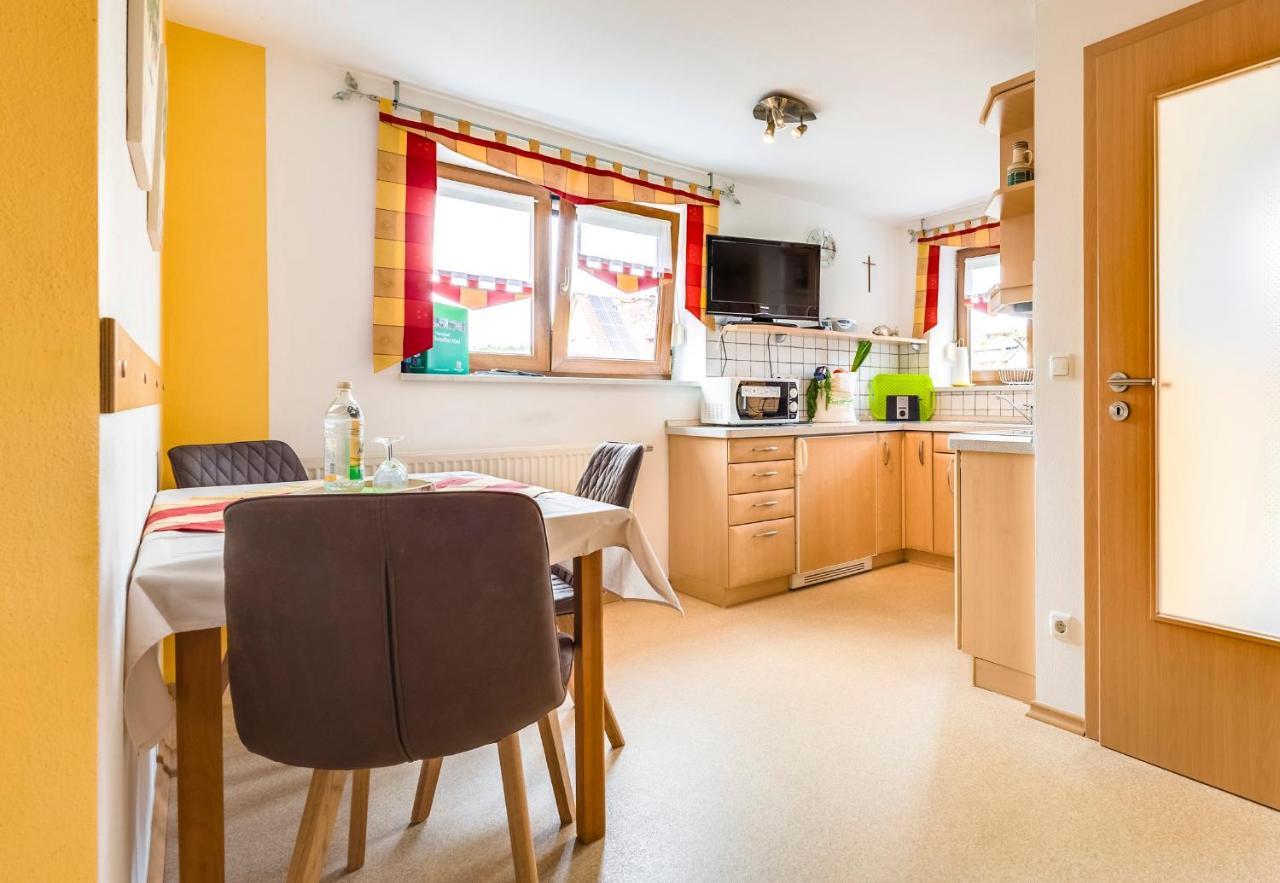 Bartlhof-Ferienwohnungen-Zimmer Burglengenfeld Buitenkant foto