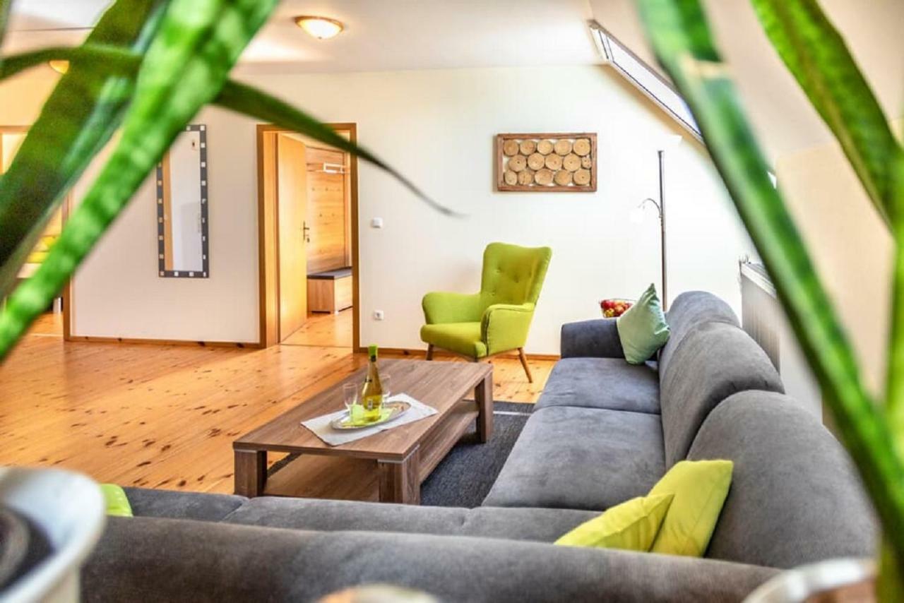 Bartlhof-Ferienwohnungen-Zimmer Burglengenfeld Buitenkant foto