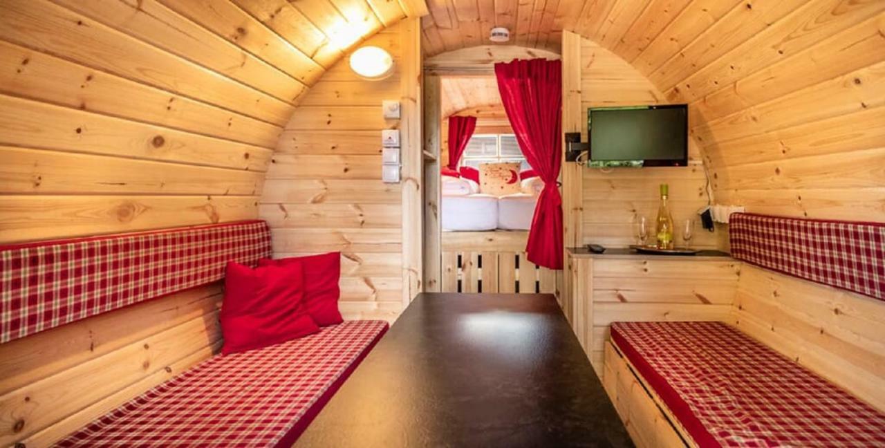 Bartlhof-Ferienwohnungen-Zimmer Burglengenfeld Buitenkant foto